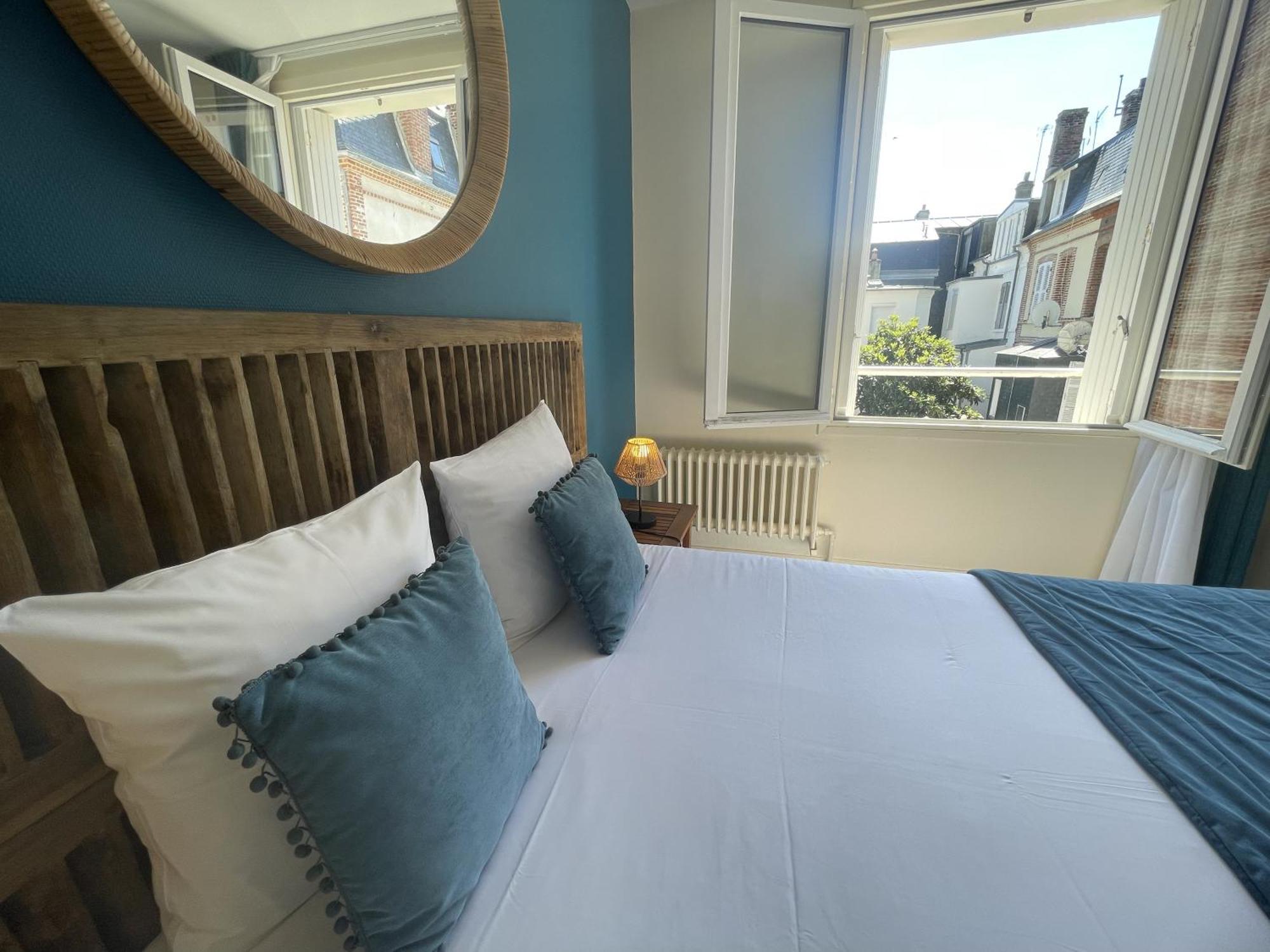 Le Trouville - Hotel De Charme Kültér fotó